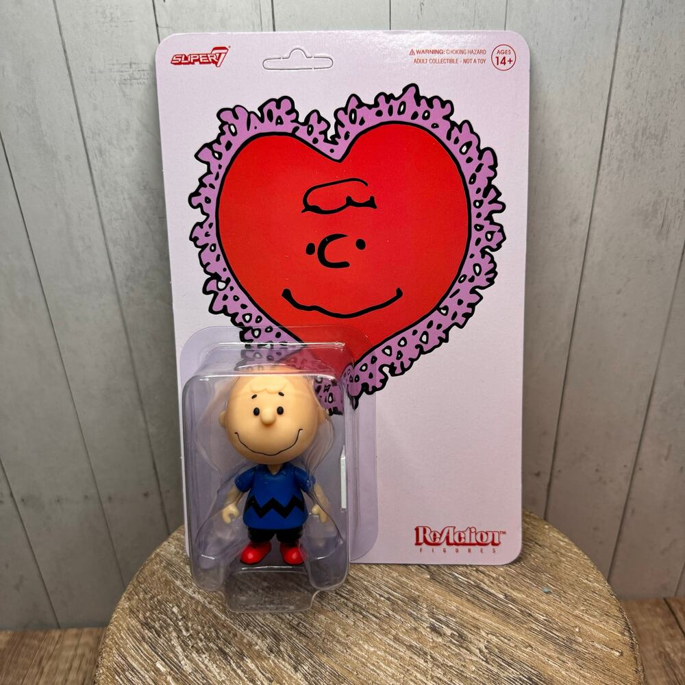Peanuts Charlie Brown Action Figure Valentine Delivery Peanuts Valentines Day